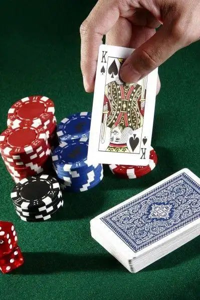 Panduan pengelolaan akun yang aman dan edukasi bertanggung jawab pengguna layanan hiburan digital